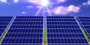 كاتب الدولة المكلف بالانتقال الطاقي: الانطلاق في انجاز محطة توليد الكهرباء بالطاقة الشمسية بالسبيخة سيوفر اكثر من 40 الف موطن شغل جديد - نايل 360