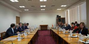 وزارة الخارجية تستضيف جلسة مباحثات موسعة مع وزير الهجرة اليوناني - نايل 360