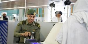 جوازات "مطار المدينة " تستقبل أولى رحلات ضيوف الرحمن من أفغانستان - نايل 360