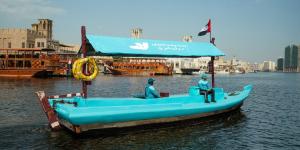 ديليفرو توصل طلباً حصرياً على متن قارب العبرة في خور دبي - نايل 360