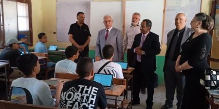 مدير تعليم القاهرة يتابع انطلاق إمتحانات النقل للفصل الدراسي الثاني - نايل 360