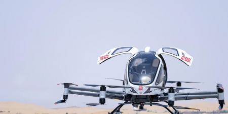 أول رحلة تجريبية في الشرق الأوسط لطائرة بدون طيار مع راكب تنطلق من أبوظبي - نايل 360