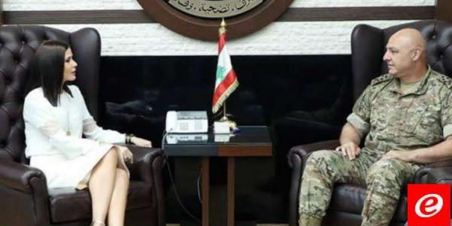 قائد الجيش بحث مع النائبة جعجع ملف النازحين السوريين - نايل 360
