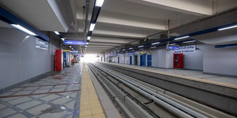 التشغيل التجريبى بالركاب لـ5 محطات مترو جديدة 15 مايو - نايل 360