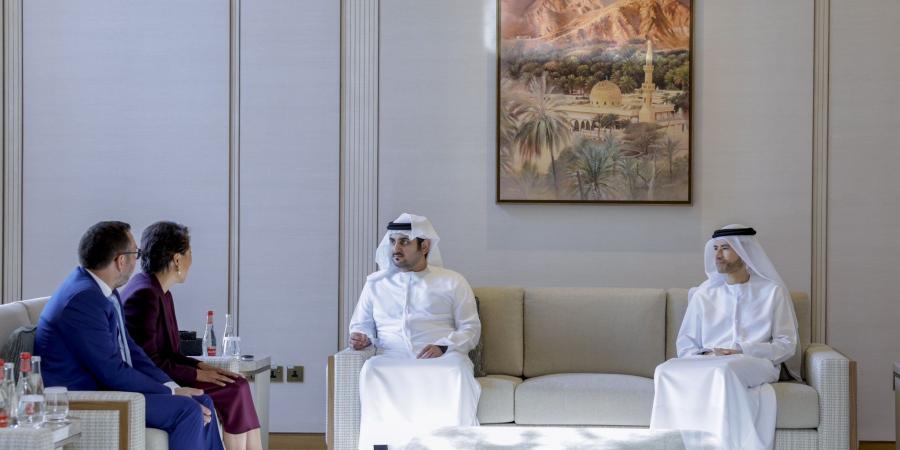 مكتوم بن محمد: الإمارات تسعى دائماً لتكون وجهةً عالمية مفضلة للتكنولوجيا المالية والشركات الدولية - نايل 360